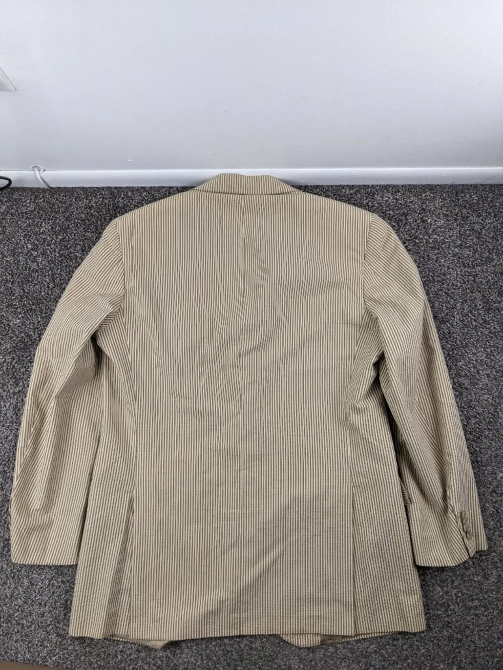 Brooks Brothers Seersucker 2 PC Suit 44L Cotton Striped Beige Tan 36x29 USA Made